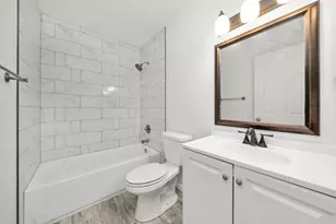 430 Normandie Ln, Round Lake Beach, IL 60073 - Photo 14