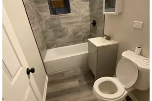 8744 S Saginaw Ave, Chicago, IL 60617 - Photo 6