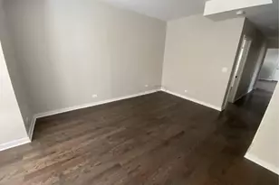 8744 S Saginaw Ave, Chicago, IL 60617 - Photo 14