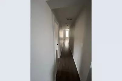 8744 S Saginaw Avenue, Chicago, IL 60617 - Photo 12