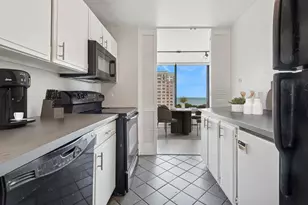 5455 N Sheridan Rd, Chicago, IL 60640 - Photo 6