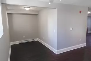 115 N Hickory St, Joliet, IL 60435 - Photo 6