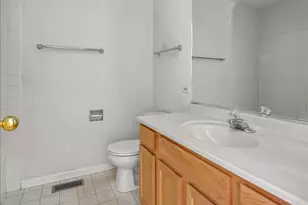 5473 McDonough Rd, Hoffman Estates, IL 60192 - Photo 22