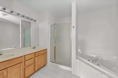 5473 McDonough Road #5473, Hoffman Estates, IL 60192 - Photo 18