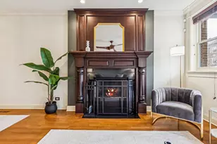 6121 N Winthrop Ave, Chicago, IL 60660 - Photo 4