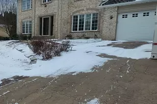 5221 Deer Pointe, Rockford, IL 61114 - Photo 2