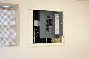 1318 N Menard Ave, Chicago, IL 60651 - Photo 18