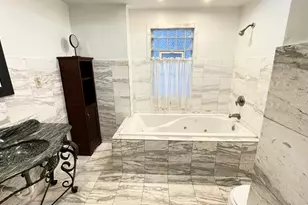 1318 N Menard Ave, Chicago, IL 60651 - Photo 4