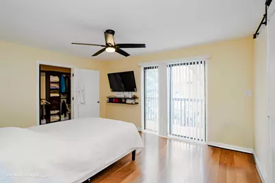 211 W Hanover Place, Mount Prospect, IL 60056 - Photo 6