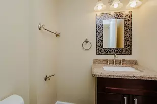 211 W Hanover Pl, Mount Prospect, IL 60056 - Photo 12