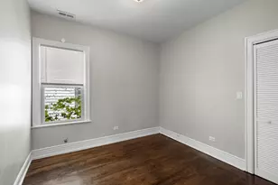 8548 S Exchange Ave, Chicago, IL 60617 - Photo 14