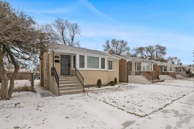 9107 S Dante Avenue, Chicago, IL 60619 - Photo 2
