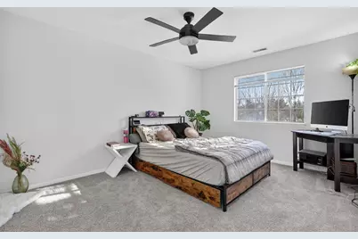 1913 Windsong Drive #284, Schaumburg, IL 60194 - Photo 14