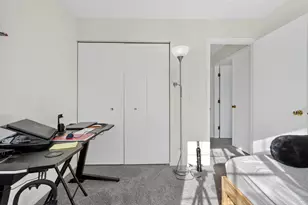 1913 Windsong Dr, Schaumburg, IL 60194 - Photo 22