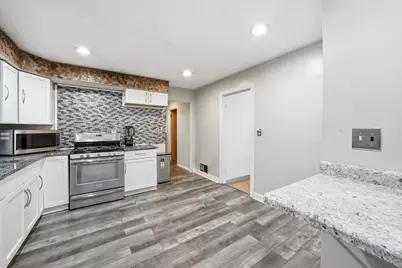 866 Greenbay Avenue, Calumet City, IL 60409 - Photo 18