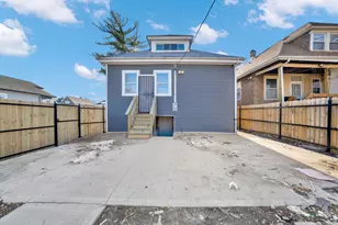 1444 W 72nd Pl, Chicago, IL 60636 - Photo 4