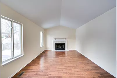 [Address not provided], Naperville, IL 60540 - Photo 8