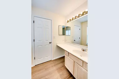 [Address not provided], Naperville, IL 60540 - Photo 24