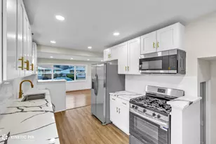 4938 W Randolph St, Hillside, IL 60162 - Photo 10