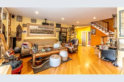 12 Robin Crest Road, Hawthorn Woods, IL 60047 - Photo 2