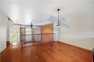 [Address not provided], Blue Island, IL 60406 - Photo 2