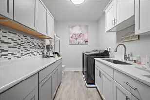 1383 Dodson Ave, Elburn, IL 60119 - Photo 4