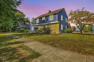 1212 W Healey St, Champaign, IL 61821 - Photo 4