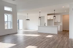 668 E Becker Pl, Sycamore, IL 60178 - Photo 28