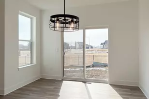 668 E Becker Pl, Sycamore, IL 60178 - Photo 22