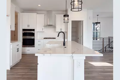 668 E Becker Place, Sycamore, IL 60178 - Photo 16