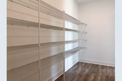 668 E Becker Place, Sycamore, IL 60178 - Photo 12