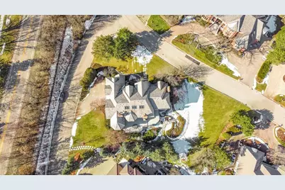 601 Ambriance Drive, Burr Ridge, IL 60527 - Photo 44