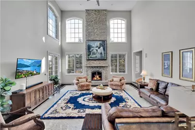 601 Ambriance Drive, Burr Ridge, IL 60527 - Photo 4