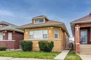 10229 S Calumet Ave, Chicago, IL 60628 - Photo 2
