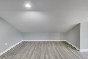 10229 S Calumet Ave, Chicago, IL 60628 - Photo 30