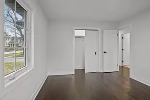 212 N Louis St, Mount Prospect, IL 60056 - Photo 10