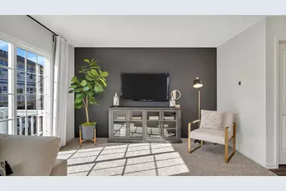 2237 Lakeshore Drive, Schaumburg, IL 60196 - Photo 8