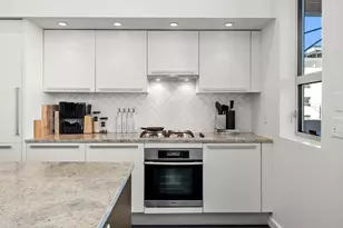 1750 N Clybourn Ave, Chicago, IL 60614 - Photo 4