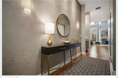 18 N Carpenter Street #PHN, Chicago, IL 60607 - Photo 4