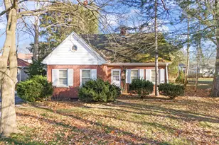 345 Woodstock Ave, Glen Ellyn, IL 60137 - Photo 4