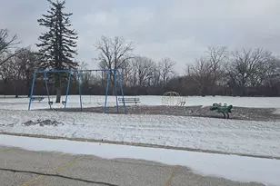 500 Park Ave, Calumet City, IL 60409 - Photo 4