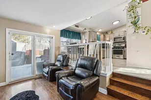 148 W Lindsay Dr, Round Lake Beach, IL 60073 - Photo 12