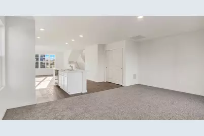 6500 Linden Trail #E, Wonder Lake, IL 60097 - Photo 8