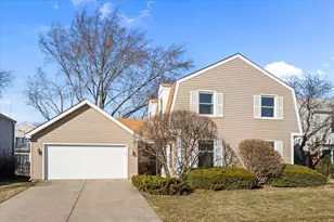 1150 Thompson Blvd, Buffalo Grove, IL 60089 - Photo 1