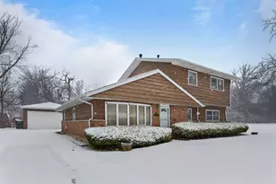 356 S Orchard Dr, Park Forest, IL 60466 - Photo 2