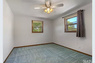 414 Cedar Street, Lake in the Hills, IL 60156 - Photo 16