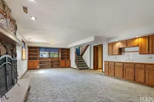 414 Cedar St, Lake in the Hills, IL 60156 - Photo 8