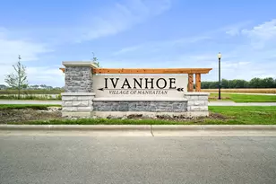 25920 S Manchester Ln, Manhattan, IL 60442 - Photo 2