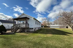 2228 Honore Ave, North Chicago, IL 60064 - Photo 6