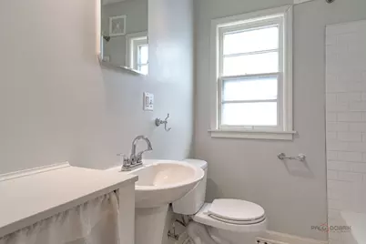 225 Walker Place, Mundelein, IL 60060 - Photo 12